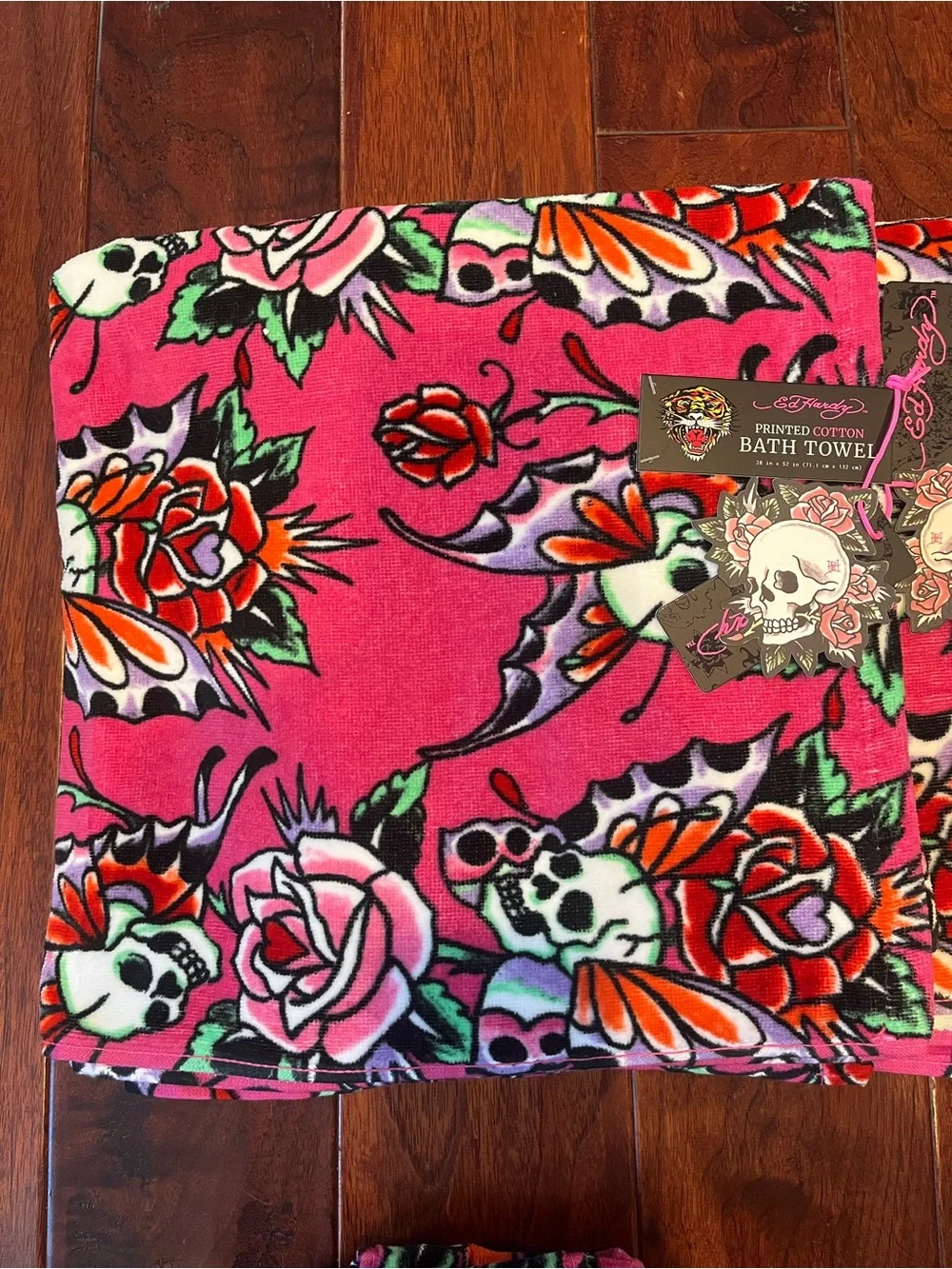 Ed Hardy Hot Pink Skull & Rose Bath and Hand Towel Set